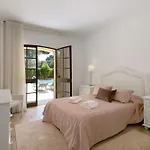 V4 Galeao Vilamoura