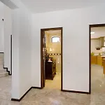 فيلة V4 Galeao *